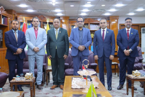 رئيس جامعة ذي قار يستقبل وفدًا من جامعة كاشان الإيرانية لبحث آفاق التعاون العلمي المشترك