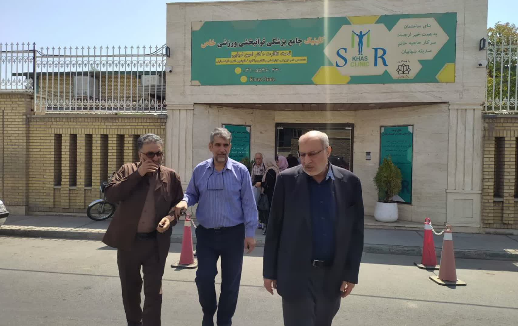 بازدید ساختمان‌های اقماری دانشگاه کاشان