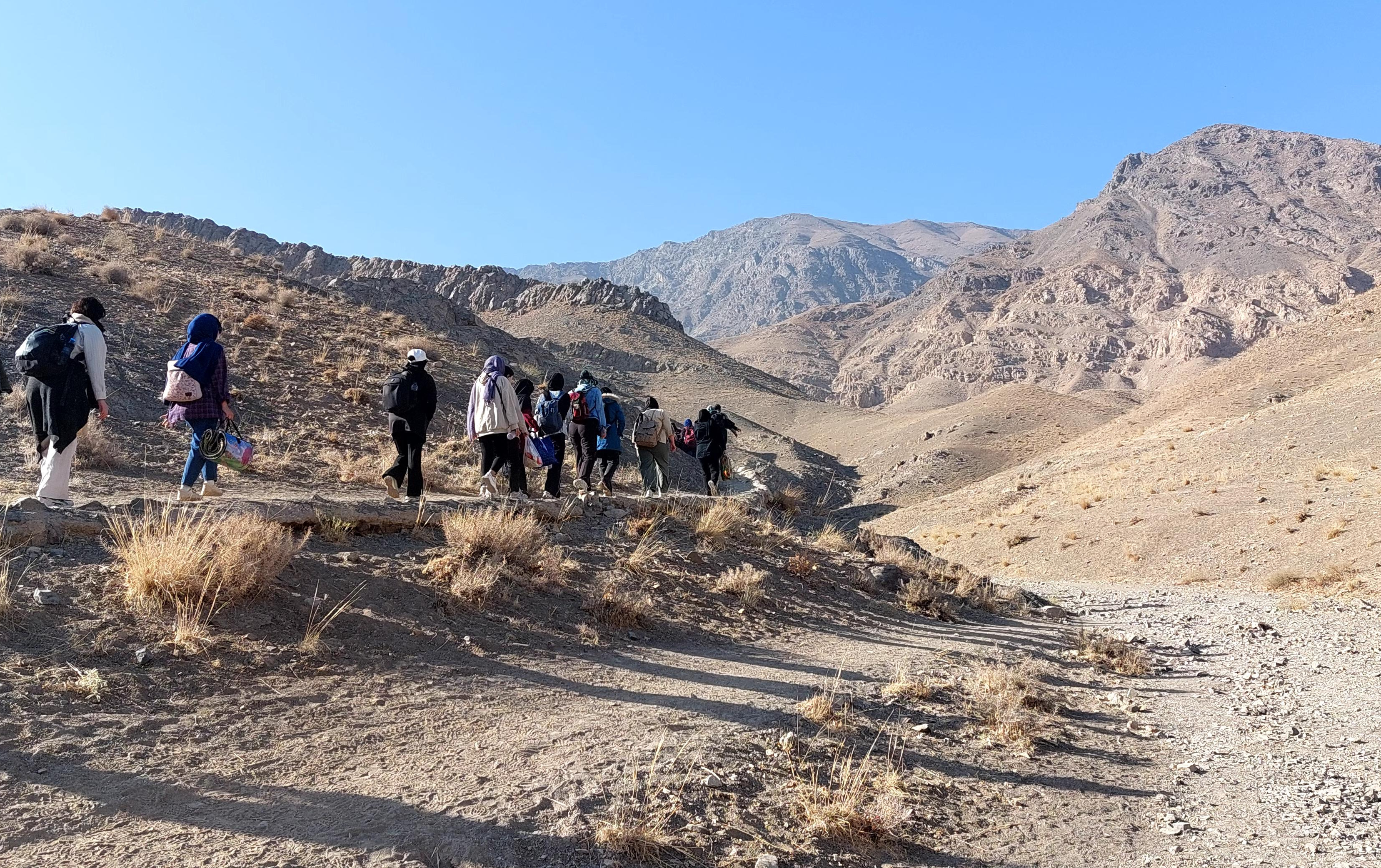 کوهگشت روستای خنب بخش دختران برگزار گردید