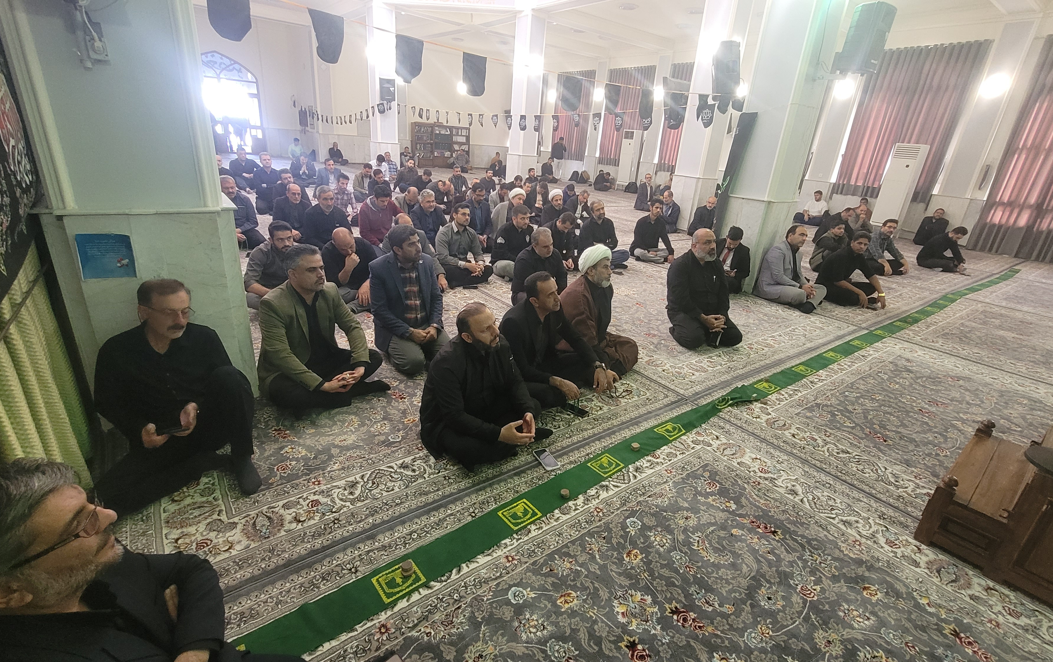 برگزرای مراسم عزاداری شهادت مظلومانه حضرت زهرا (س) مسجد دانشگاه کاشان