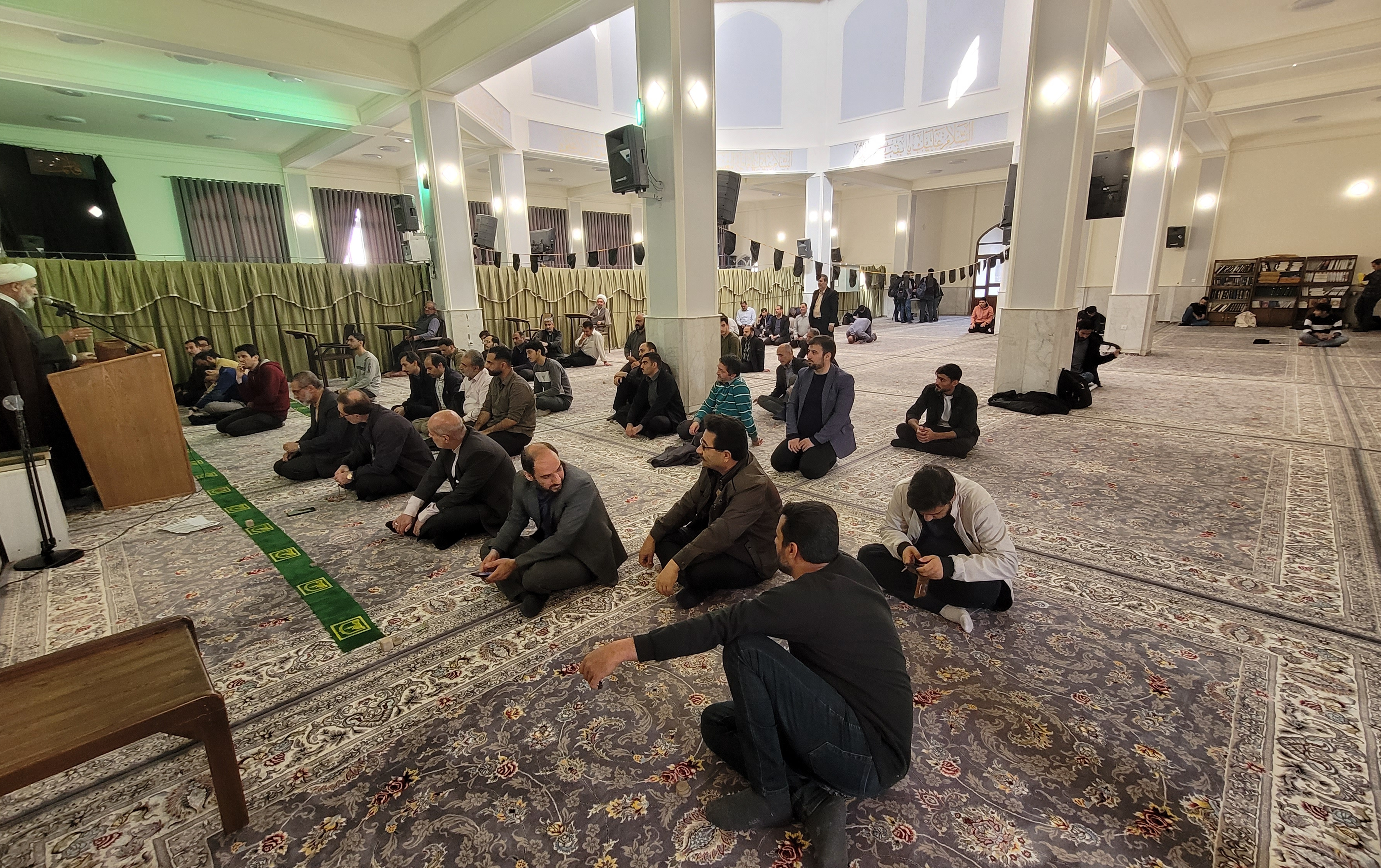 بیان احکام کلام استاد حوزه دانشگاه حجت الاسلام والمسلمین فرجی مسجد دانشگاه
