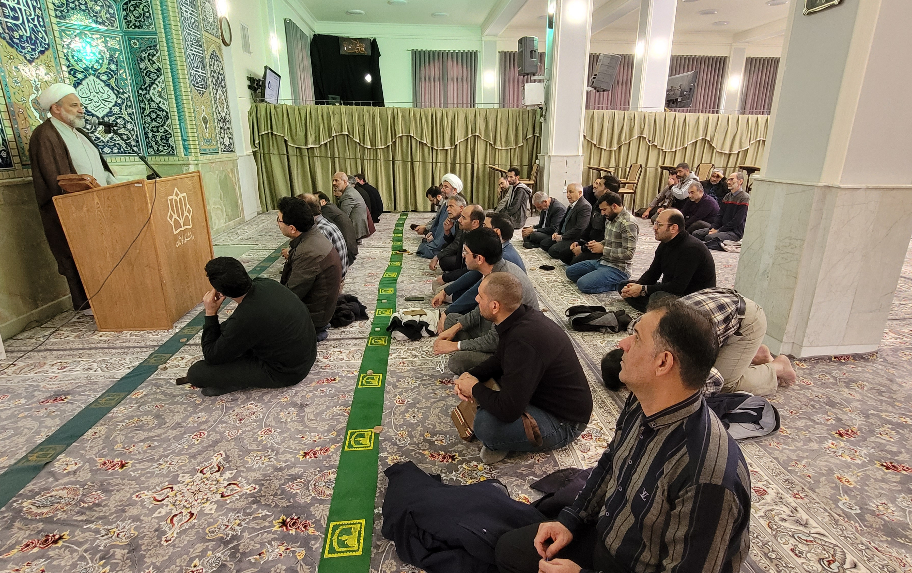 بیان احکام کلام استاد حوزه دانشگاه حجت الاسلام والمسلمین فرجی مسجد دانشگاه