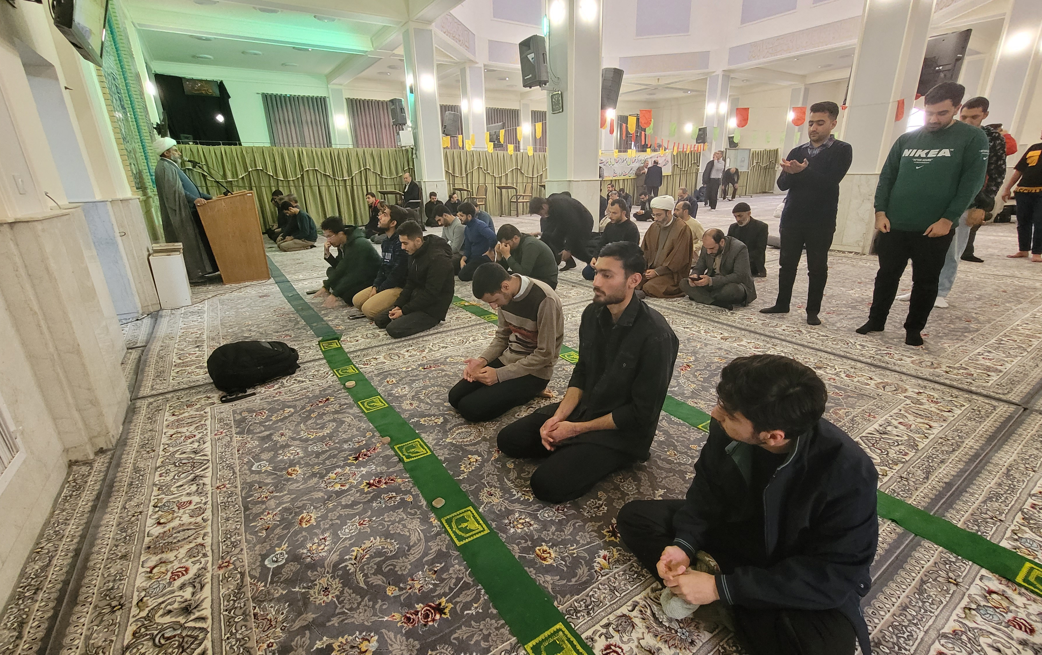 سخنرانی مسئول نهاد رهبری مسجد دانشگاه آستانه میلاد سعادت حضرت فاطمه زهرا س تبیین محورهای بیانات مقام معظم رهبری دیدار هزاران نفر زنان دختران تاریخ ۱۴۰۴/۹/۱۲.