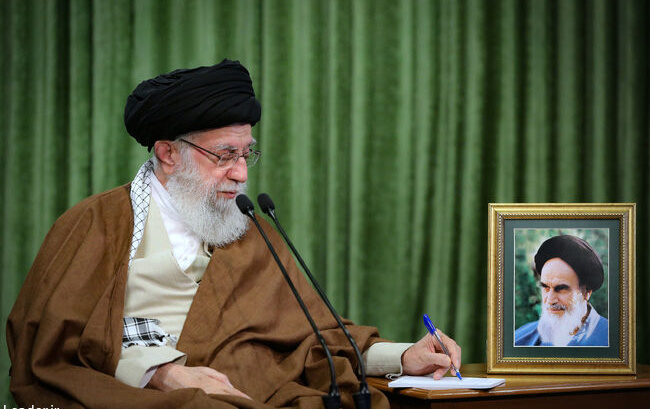 رهبر معظم انقلاب اسلامی پیامی نشست سالانه اتحادیه انجمن‌های اسلامی دانشجویان اروپا: