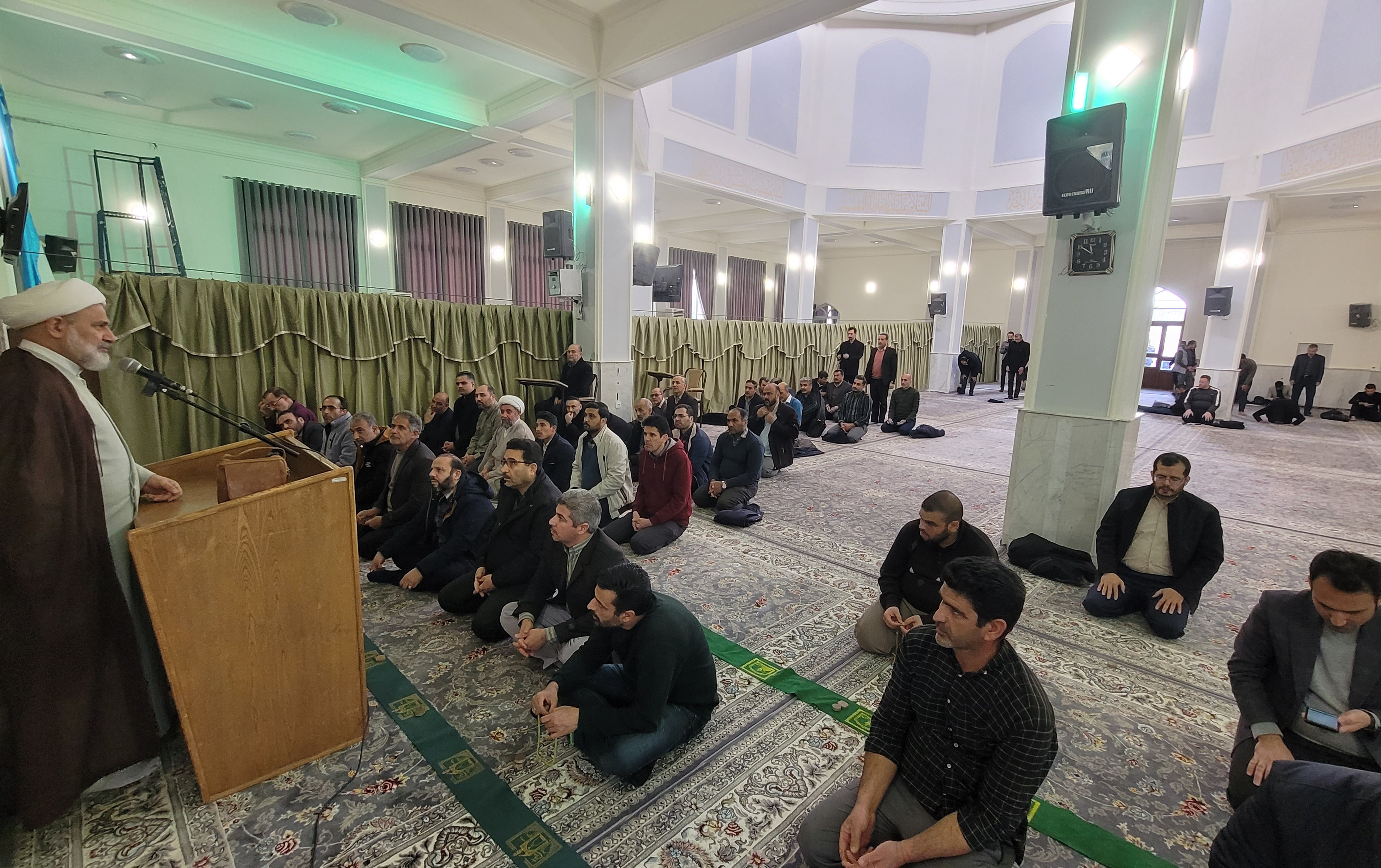 بیان احکام کلام استاد حوزه دانشگاه حجت الاسلام والمسلمین فرجی مسجد دانشگاه