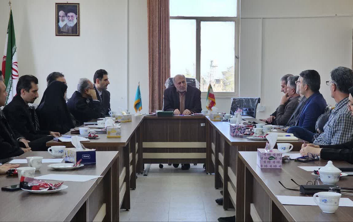 نشست رئیس دانشگاه کاشان رؤسای قدیم جدید اعضای هیأت علمی دانشکده معماری هنر