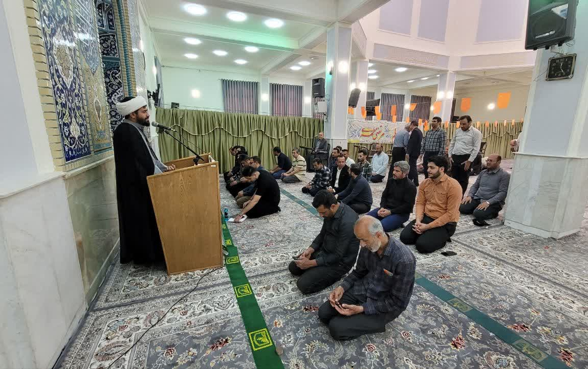 سخنرانی مدرس حوزه علوم اسلامی دانشگاهیان مسجد دانشگاه کاشان