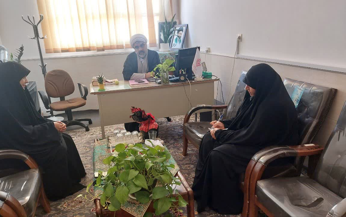 نشست مرکز مشاوره همرسان دانشگاه کاشان مرکز «شوق فردا» راستای ارتقای سلامت خانواده