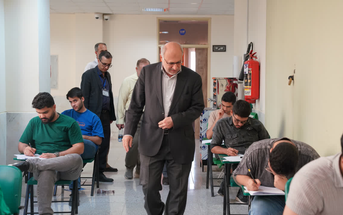 گزارش تصویری برگزاری کنکور سراسری 1405 دانشگاه کاشان