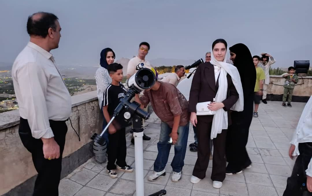 گزارش تصویری بازدید کارکنان بخشداری مرکزی کاشان رسدخانه دانشگاه کاشان شامگاه 30 امرداد 1405
