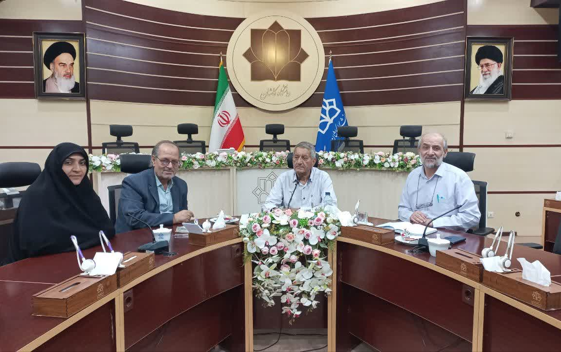 بررسی جایگاه موقوفات کاشان حضور فعال حوزه وقف ۸۵امین نشست تخصصی مرکز پژوهشی کاشان‌شناسی