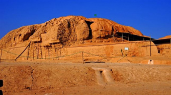 Sialk mounds date back to 7,500 years