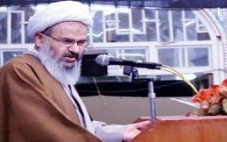 امام جمعه کاشان: رای دادن بر واجدان شرایط واجب عینی است(۱۱-۳-۹۲)