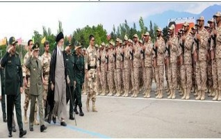 برگزاری مراسم دانشآموختگی دانشجویان دانشگاه امام حسین(ع) حضور فرمانده کل قوا