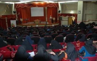 تحصیل علم همراه اخلاق تعهد کار، آینده درخشانی برای شما دانشجویان رقم می زند.