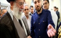 دیدار جمعی بسیجیان مدال‌آور المپیادهای علمی رهبر انقلاب