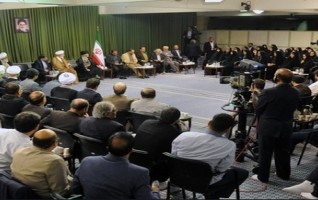 رهبر معظم انقلاب دیدار جمعی شعرا شب میلاد امام حسن مجتبی(ع)؛