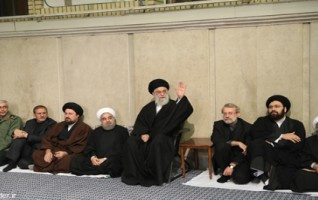 حضور رهبر معظم انقلاب اسلامی حسینیه امام خمینی(ره)؛