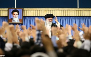 واکنش رهبر معظم انقلاب اسلامی حوادث تروریستی تهران دیدار سه ساعته دانشجویان: