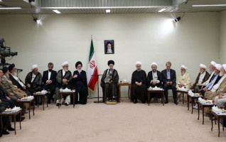 رهبر معظم انقلاب اسلامی دیدار رئیس اعضای دوره جدید مجمع تشخیص مصلحت نظام: