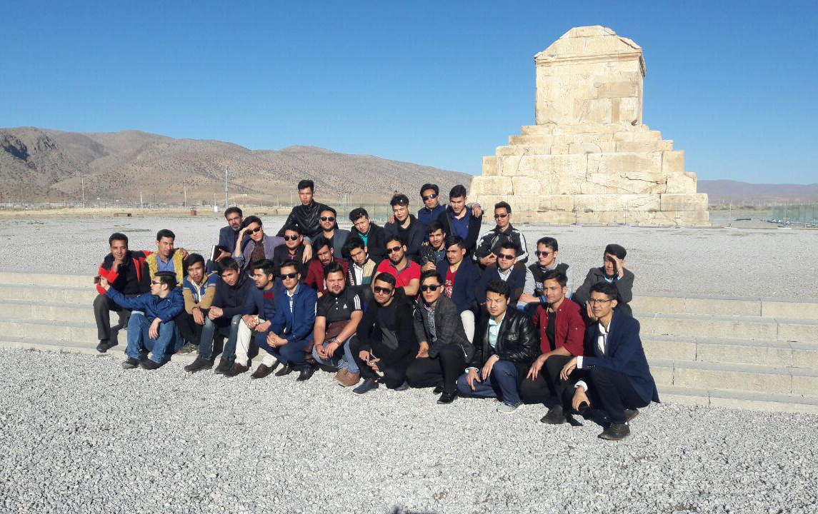 اردوی دانشجویان اتباع پسر دانشگاه کاشان شیراز