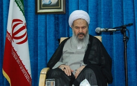 امام جمعه کاشان: معرفت رمز پیروزی برابر تهدیدات شبیخون فرهنگی دشمن