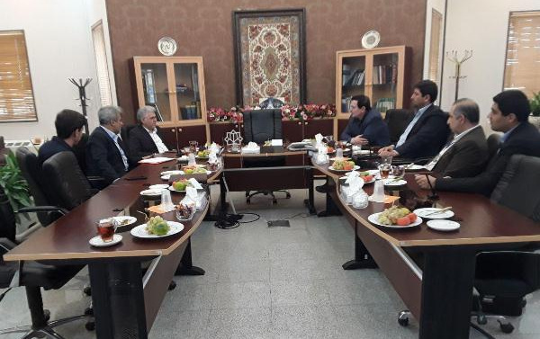 جلسه مشترک دانشگاه کاشان معاون وزیر ارتباطات مدیر کل دفتر نظارت بر سرویس های رادیویی