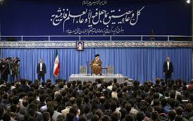 دیدار جمعی نخبگان علمی دانشگاه کاشان رهبر انقلاب اسلامی