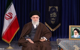 رهبر معظم انقلاب اسلامی سال ۱۳۹۷ سال «حمایت کالای ایرانی» نامگذاری کردند؛
