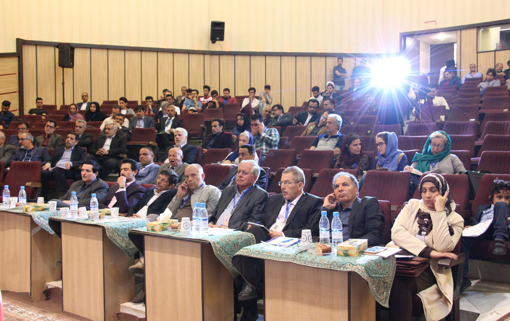 کنفرانس بین المللی نقش هنر معماری ارتباطات علمی ایران جهان عرب دانشگاه کاشان آغاز بکار کرد