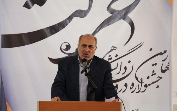 عضو هیات علمی دانشگاه کاشان: دانشجو باید کارآفرین باشد