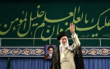 استادان دانشگاهها باید اراده محکم در"جستجوی راههای علمی برای شکستن تحریمها" "تحقق رونق تولید" باشند