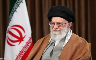 رهبر معظم انقلاب اسلامی سال ۱۳۹۸ سال «رونق تولید» نامگذاری کردند؛