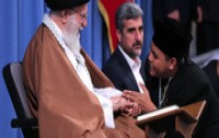 دیدار شرکت‌کنندگان مسابقات بین‌المللی قرآن رهبر انقلاب
