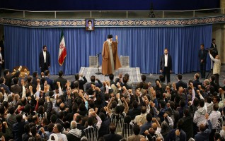 رهبر معظم انقلاب اسلامی دیدار هزاران نفر معلمان فرهنگیان سراسر کشور:
