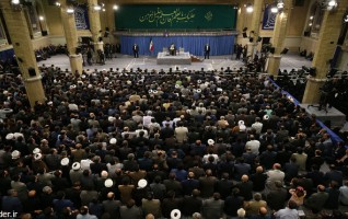 رهبر معظم انقلاب اسلامی دیدار استادان اعضای هیئتهای علمی دانشگاهها: