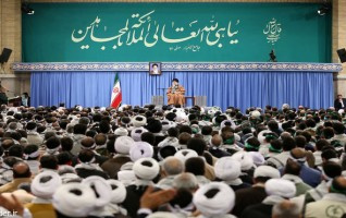 رهبر معظم انقلاب اسلامی دیدار هزاران نفر بسیجیان: