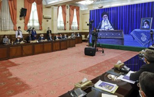 رهبر معظم انقلاب اسلامی ارتباط تصویری مسئولان قضایی تأکید کردند: