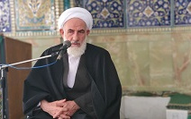 امام جمعه کاشان: آیت‌الله مصباح ولایتمداری کم‌نظیر بود