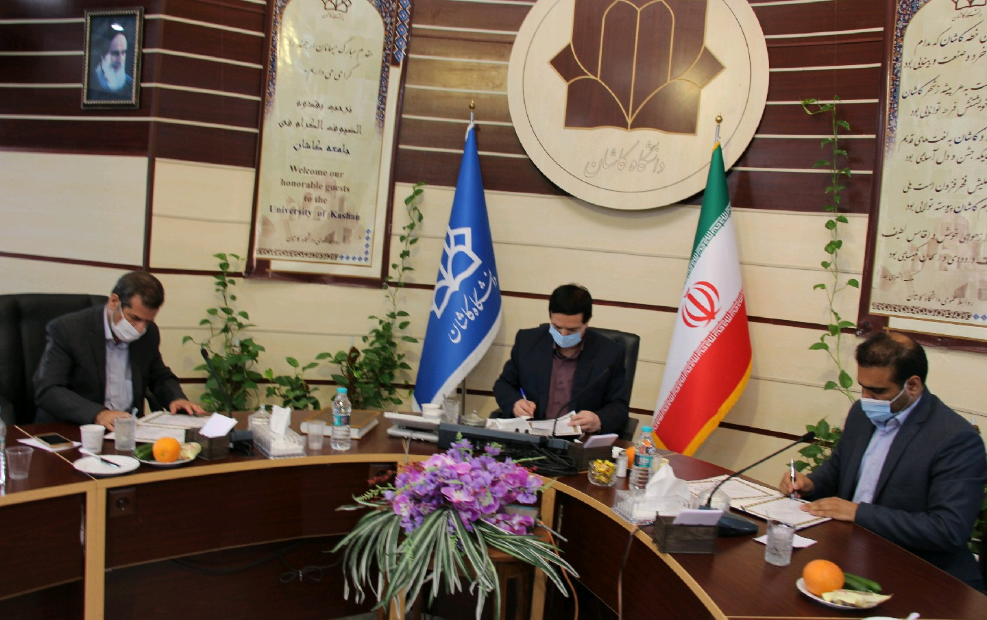 تفاهم نامه همکاری سه جانبه دانشگاه کاشان، دانشگاه پیام نور استان اصفهان دانشگاه پیام نور کاشان