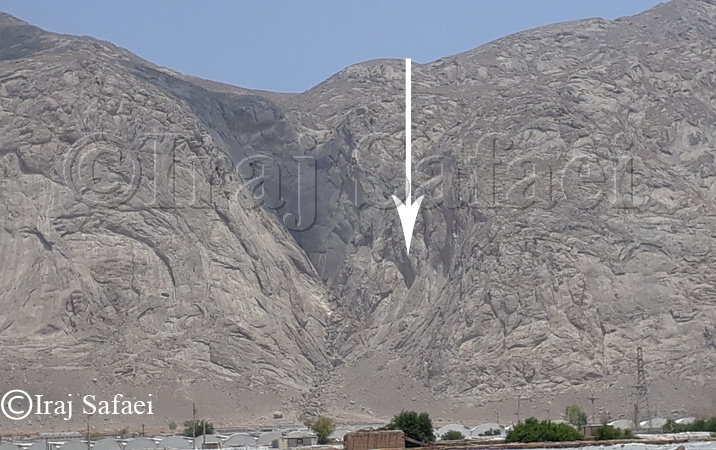 شناسایی معرفی شاخص نیمروز کی‌شاپوران توسط ایرج صفایی مسئول رسدخانه دانشگان کاشان