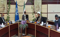 دانشگاهیان برای حل مشکلات جامعه راهکار ارائه دهند