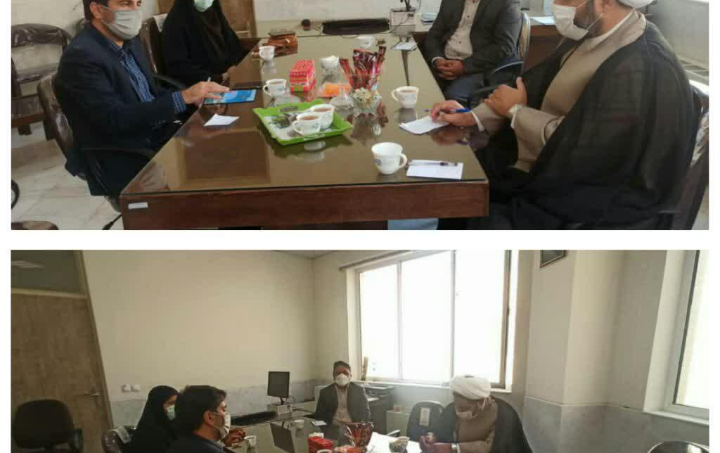 جلسه تبادل نظر اساتید گروه مدیریت کارآفرینی برگزار شد.