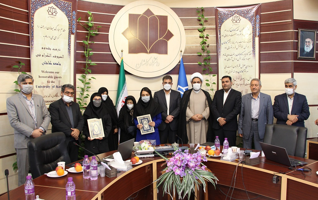 گزارش تصویری مراسم تجلیل دانشجویان منتخب دانشگاه کاشان