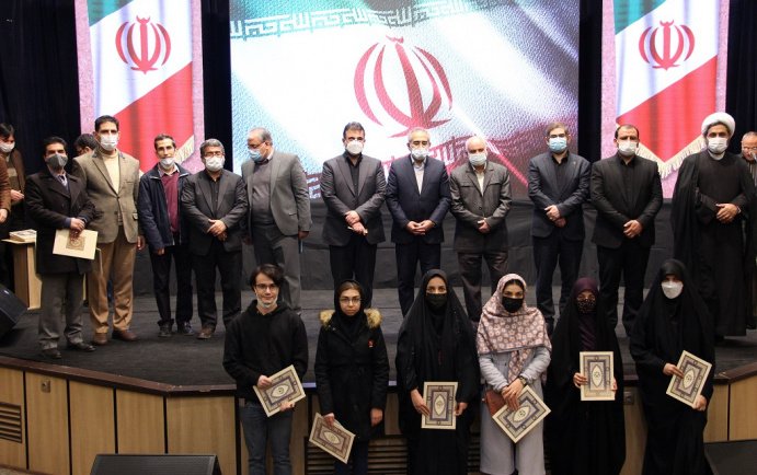 اسامی اساتید دانشجویان برتر پژوهشی دانشگاه سال ۱۴۰۰