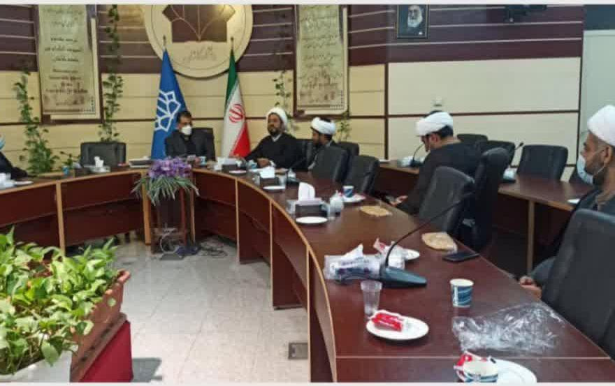 هم اندیشی ائمه جماعات دانشگاه کاشان