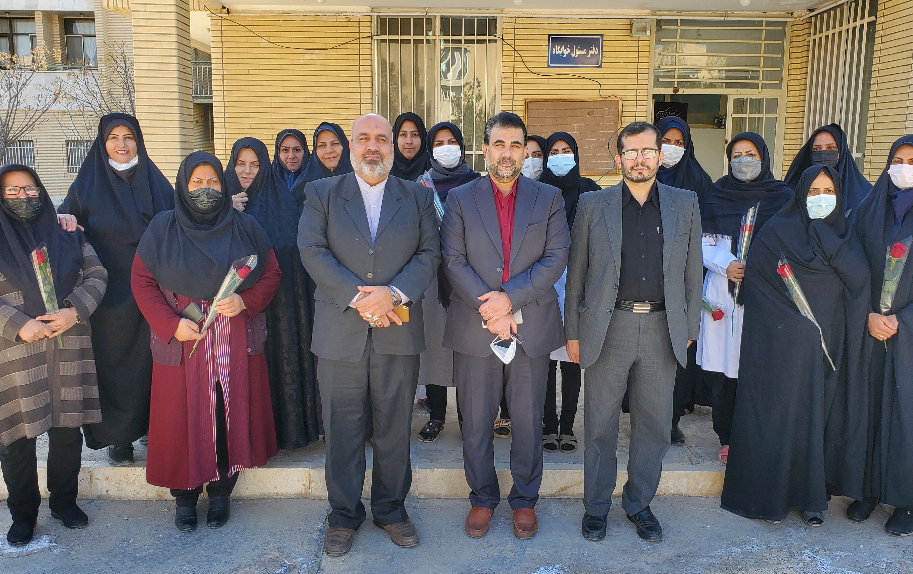 تکریم تجلیل رئیس دانشگاه کاشان بانوان همکار مناسبت روز زن