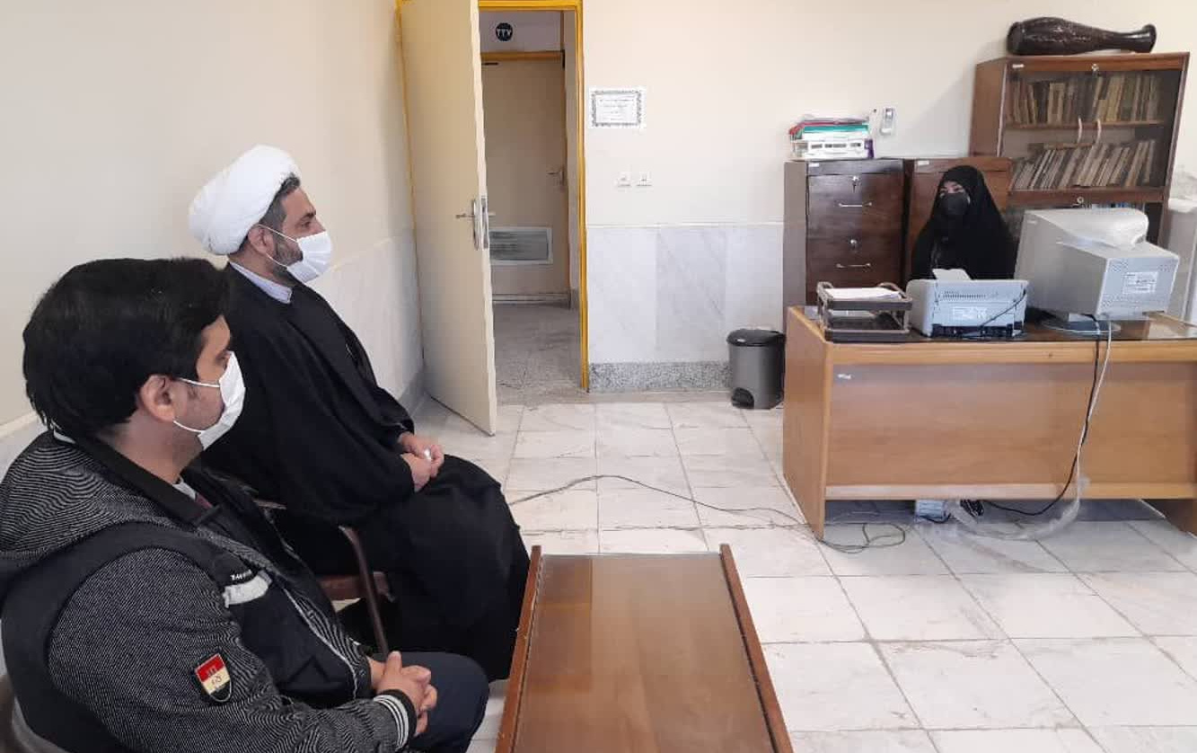 گزارش تصویری دیدار مسئول نهاد رهبری دانشگاه روز میلاد سعادت حضرت زهرا(س) تکریم بانوان مجموعه دانشگاه