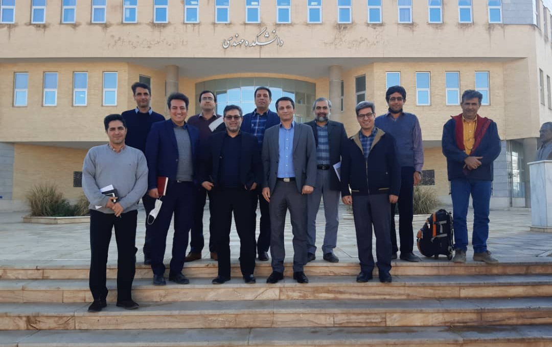 محوریت برنامه‌های دانشکده مهندسی دانشگاه کاشان ارتباط صنعت جامعه