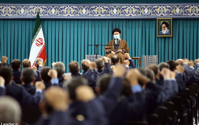 فرمانده کل قوا دیدار جمعی فرماندهان نیروی هوایی پدافند هوایی ارتش مطرح کردند؛